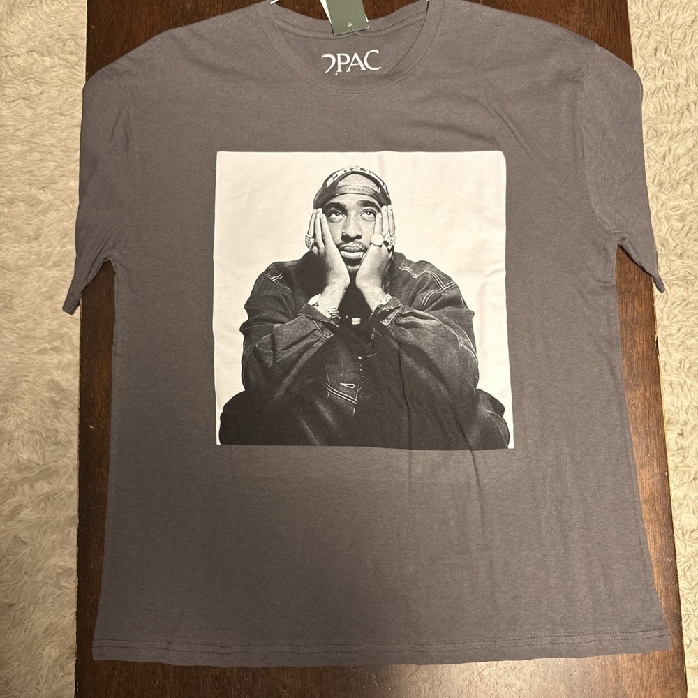 2Pac T-shirt TUPAC SHAKUR Rap Hip Hop Tee Adult Gray Tee Size XL New
